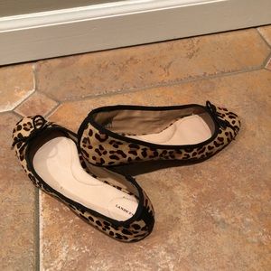 Lands end flats never worn